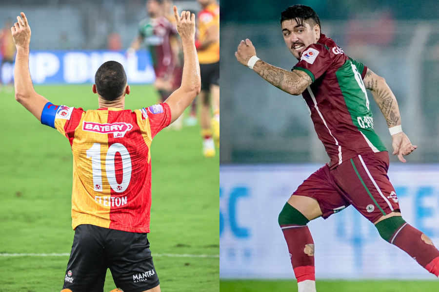 ISL 10: Mohun Bagan vs East Bengal mega derby ended in a drawn by 2-2 at Vivekananda Yuba Bharati Krirangan। Sangbad Pratidin
