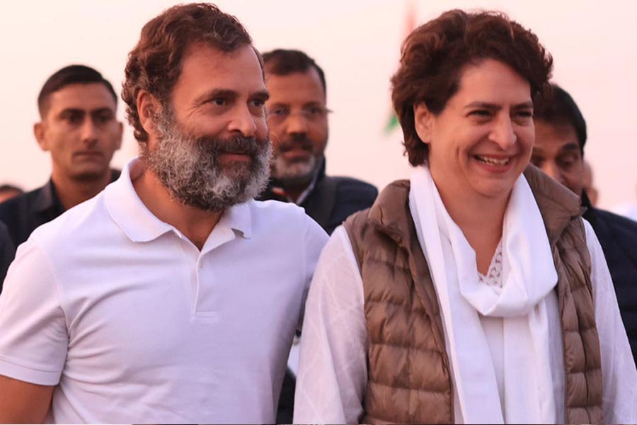 Rahul Gandhi to give up Wayanad, Priyanka Gandhi to contest for the first time