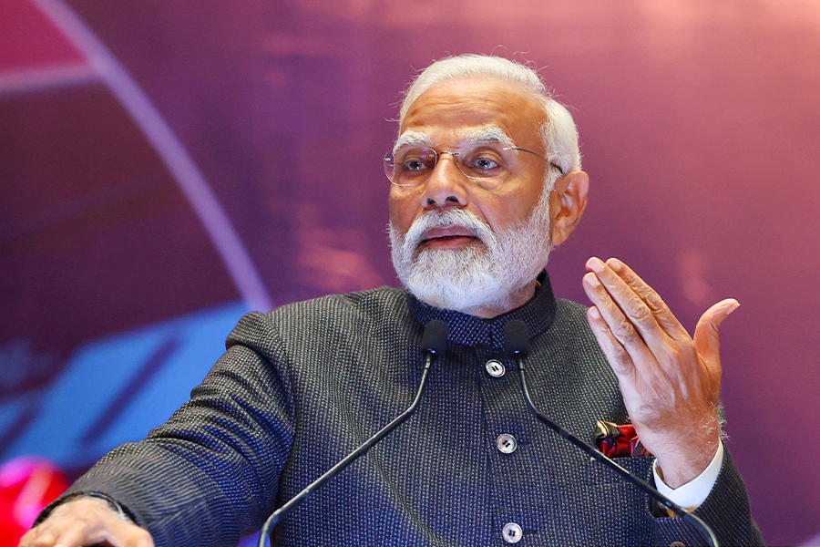 'Not headlines, I work towards deadlines', says PM Narendra Modi