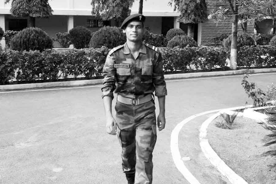 Soldier's body returns in West Bengal who die in Ladakh road accident