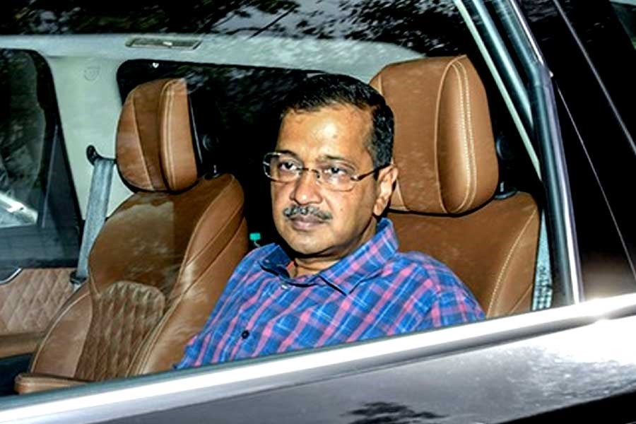 Delhi High Court issues notice to ED on Arvind Kejriwal plea against charge sheet
