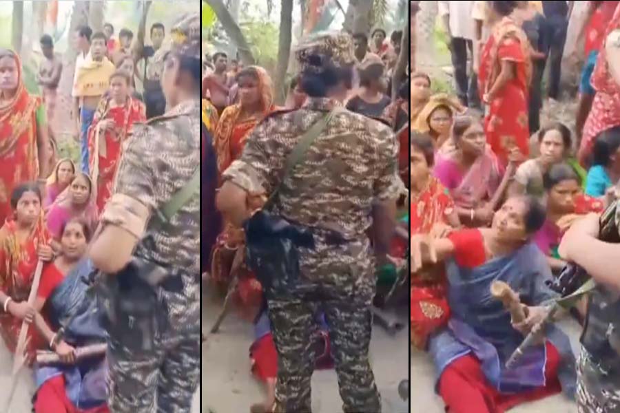 NIA attack by local women in Bhupatinagar, video goes viral