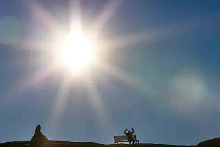 April 2024 warmest ever due to record-breaking heat, says European climate agency
