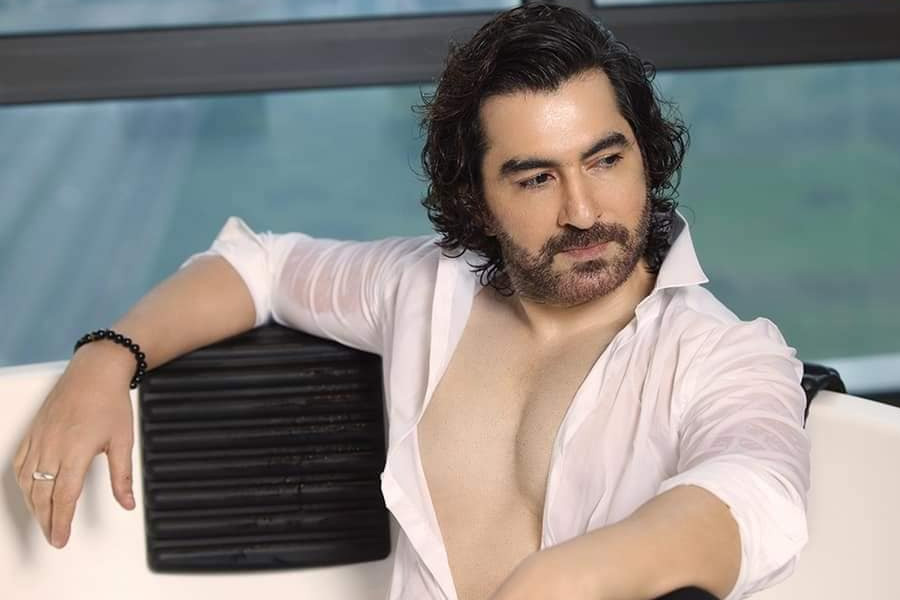 Bengal Superstar Jeet Unveiling First Look of "Boomerang"