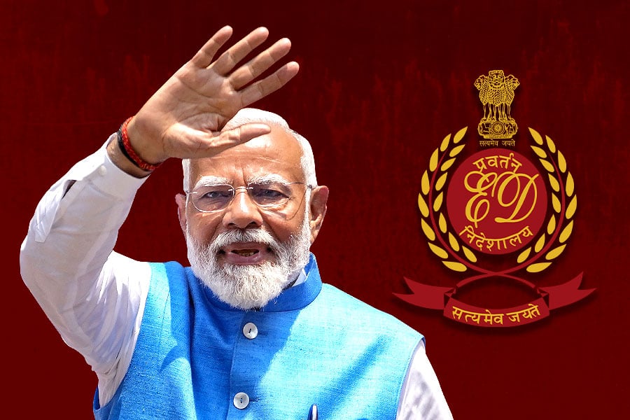 PM Modi says Government to return seized money to the poor