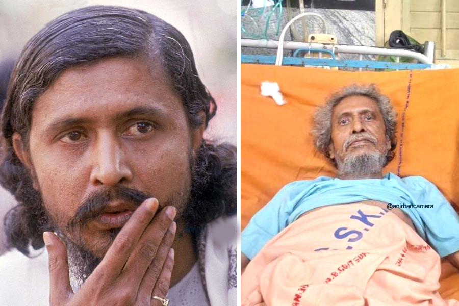 Director Utpalendu Chakraborty returned home