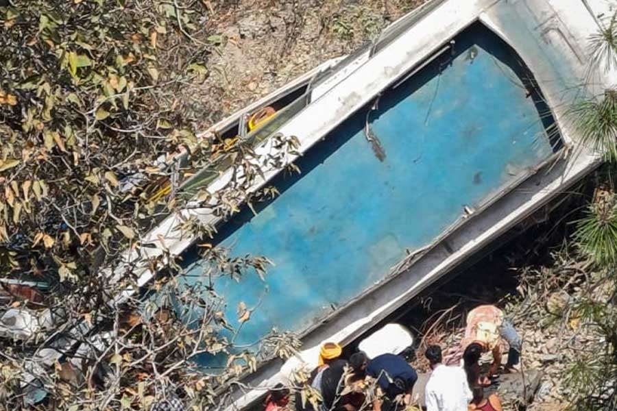 21 Killed after Bus Rolls Down in Jammu and Kashmir