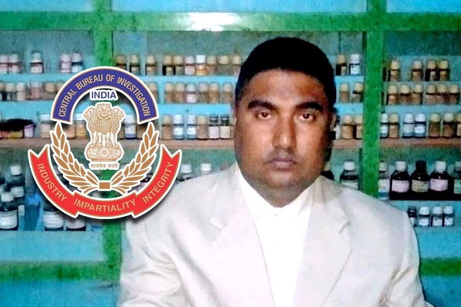 CBI reaches Sandeshkhali stick notice to Shahjahan's brother Sirajuddin house