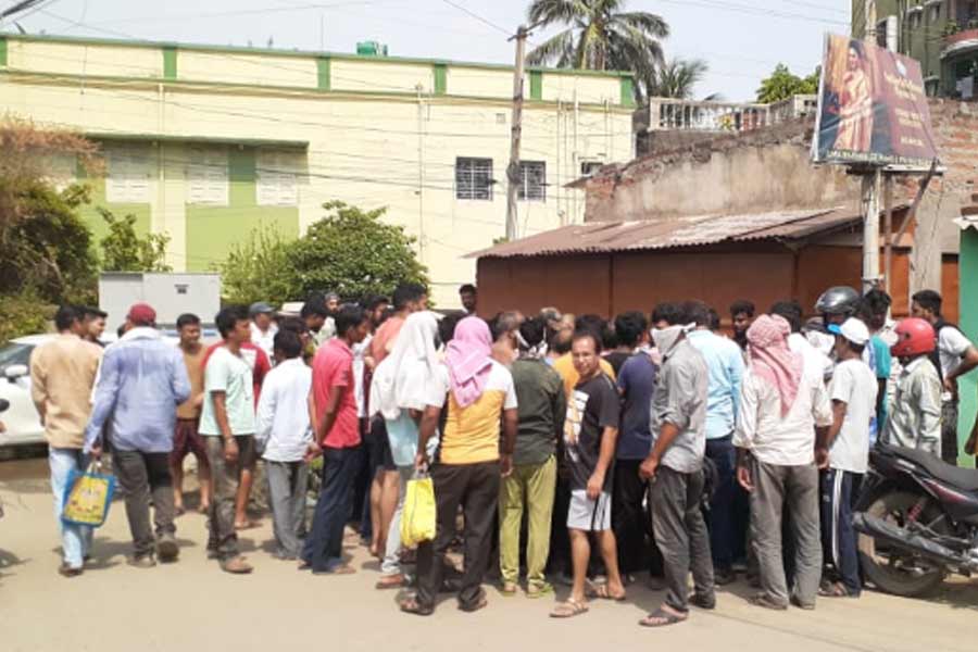 Dacoits of Raniganj allegedly looted car in Asansol