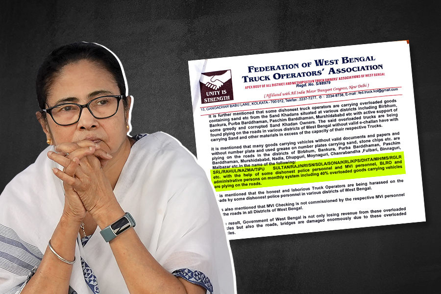 Mamata Banerjee: Truck Association complains to WB CM about overloading trucks