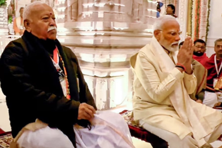 PM Modi and RSS Chief Mohan Bhagwat may meet to decide next BJP chief