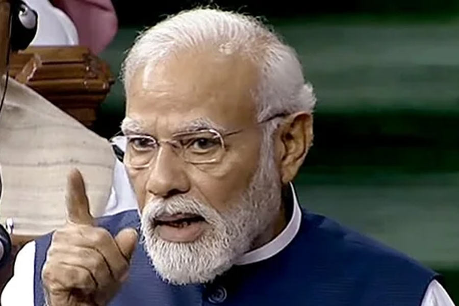 PM Modi is pretending to be undefeated despite the setback in the last election