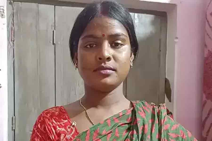Basirhat BJP candidate Rekha Patra alleges TMC of rigging