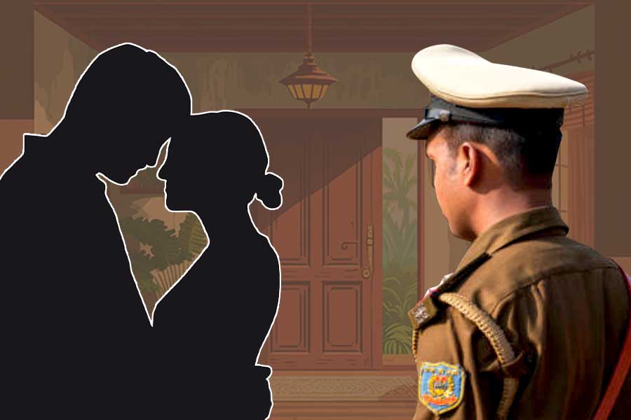 Senior Police officer demoted to constable in Uttar Pradesh