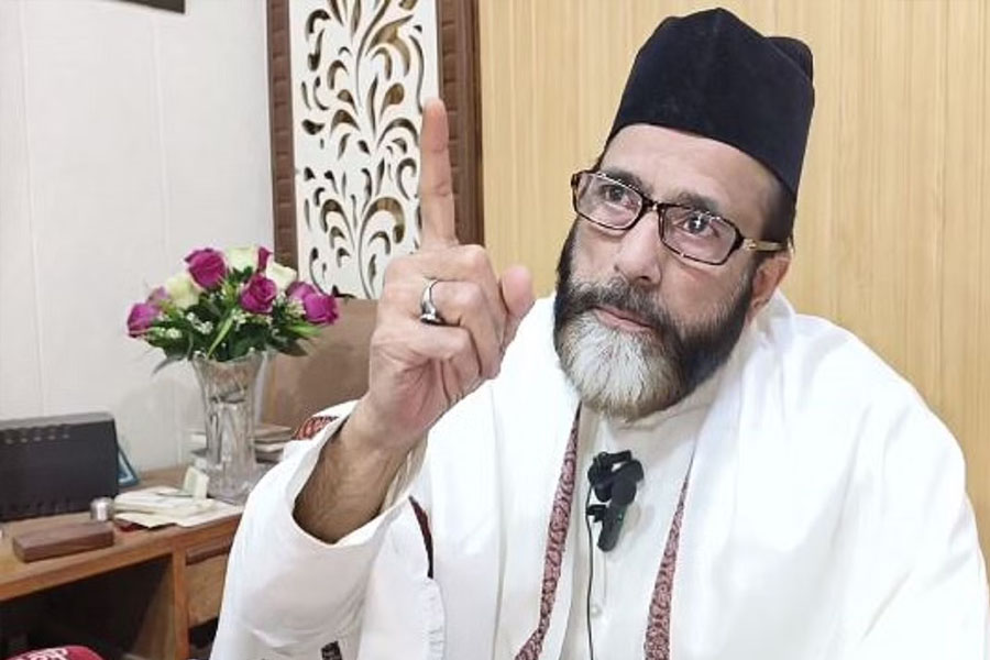 Bareilly maulana announced 23 hindu boys and girls will convert in Islam