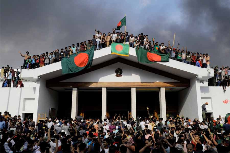 Bangladeshis staying in Kolkata for treatment are worried