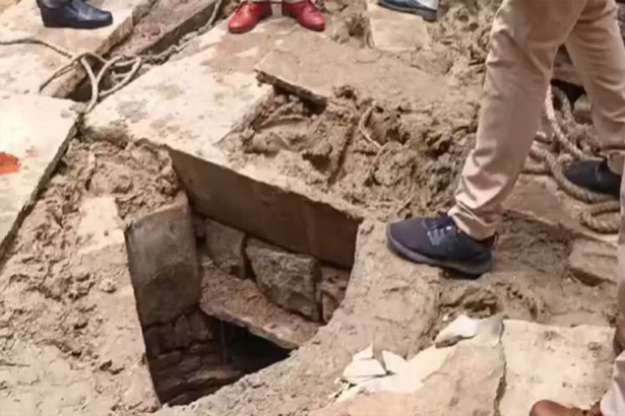4 died in well at Chhatarpur Madhya Pradesh