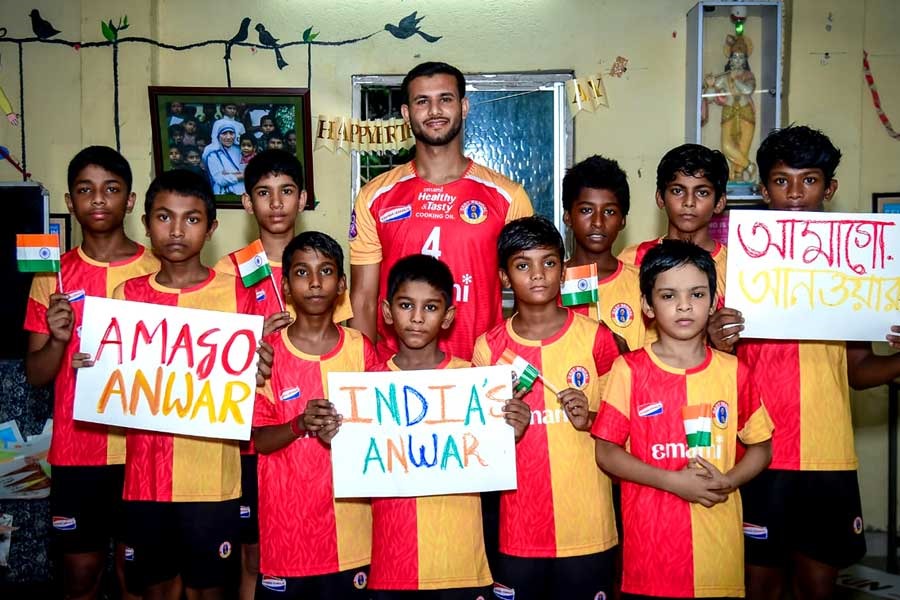 East Bengal signs Anwar Ali for 5 year contract