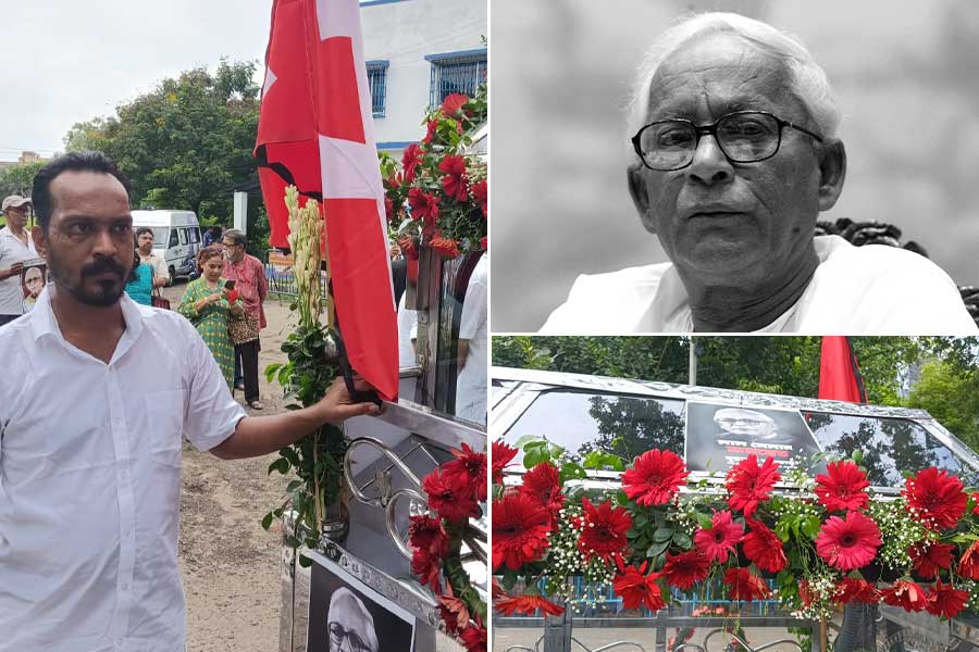 Buddhadeb Bhattacharjee: Driver of hearse is proud to be a part of Ex CM's last rites