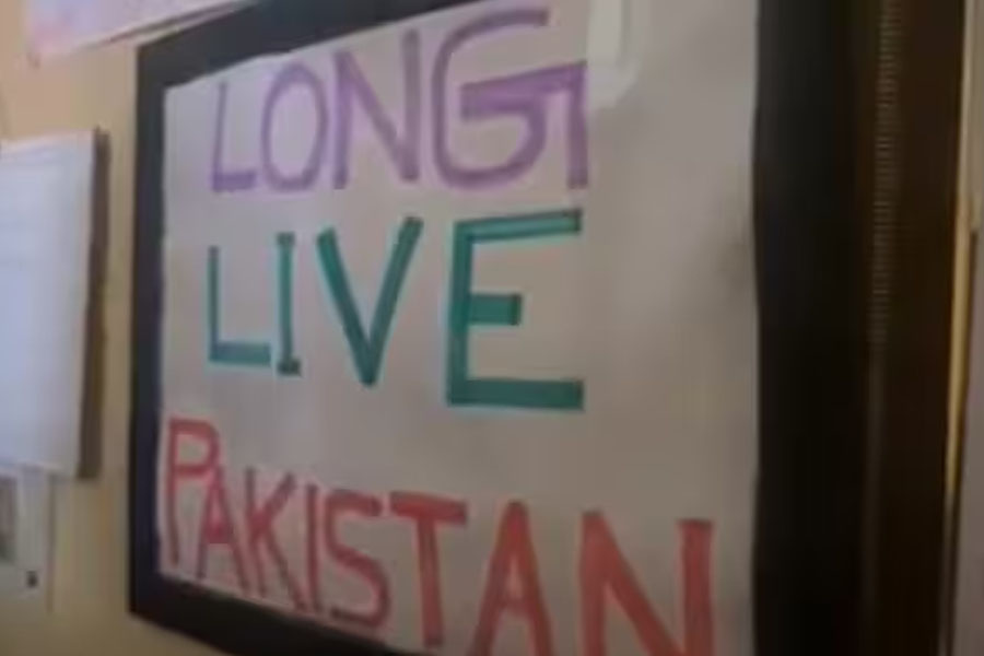 Delhi man detained for putting up pro-Pakistan posters inside his home