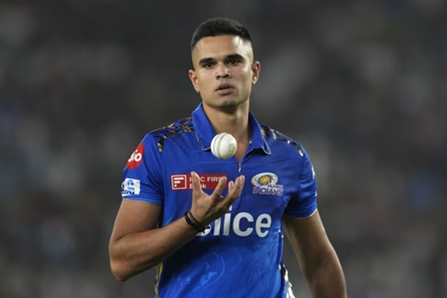 Arjun Tendulkar gets engaged to Sania Chandok