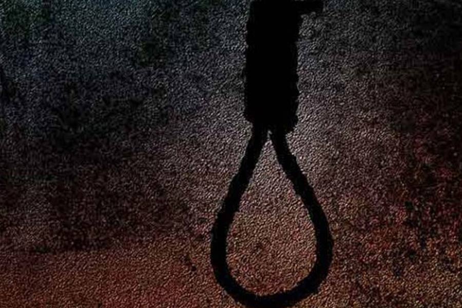 Kolkata's school boy found dead in his house