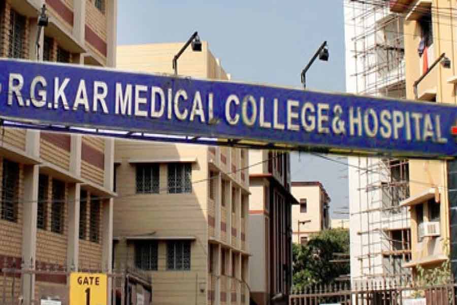 RG Kar Hospital: Female House Staff Alleges Verbal Harassment by Medical College PGT; Accused Denies Claims