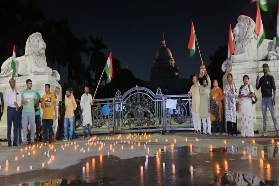 Lights switched off at raj bhawan