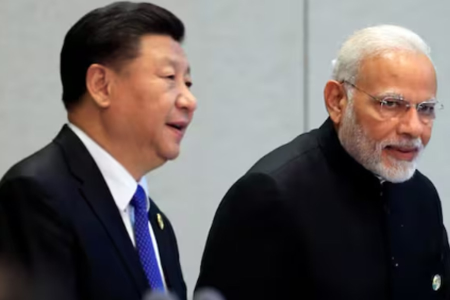 Sanjeev Sanyal highlighted China's central role in global manufacturing