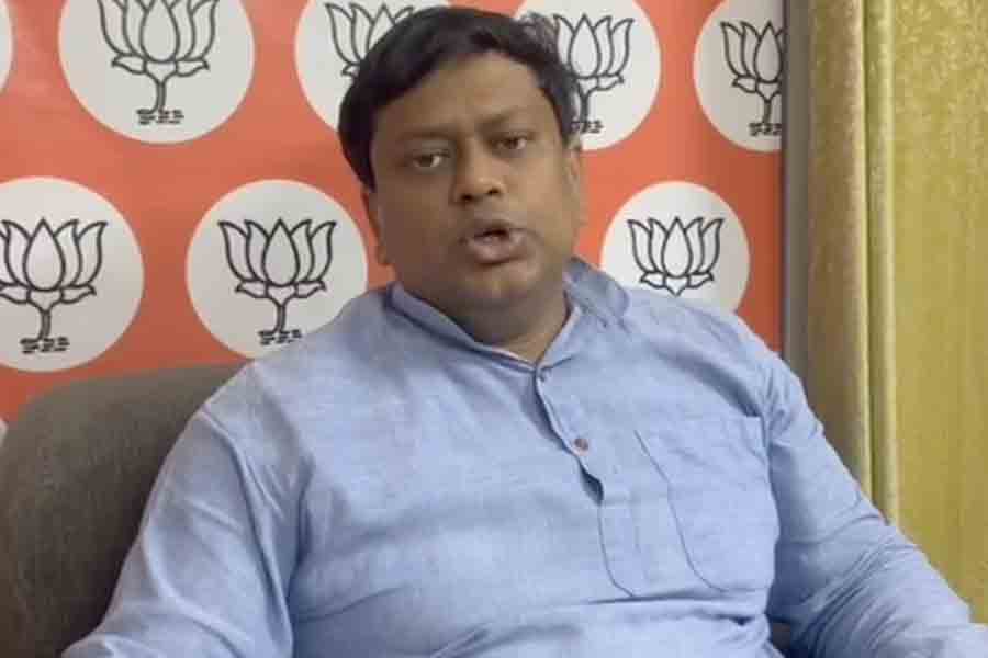 BJP MP Sukanta Majumdar makes derogatory remarks against police