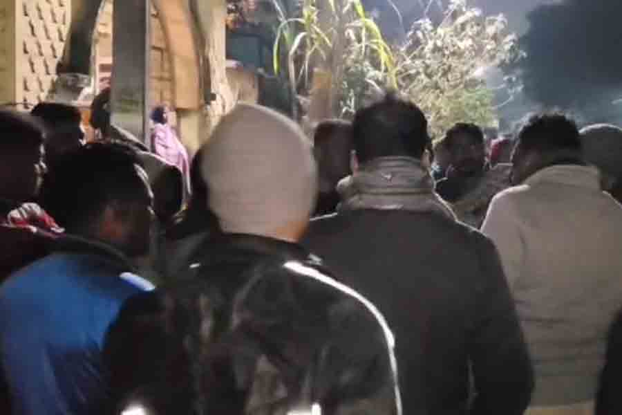 Elderly man attacked by goons as he protest against hooliganism in Hooghly