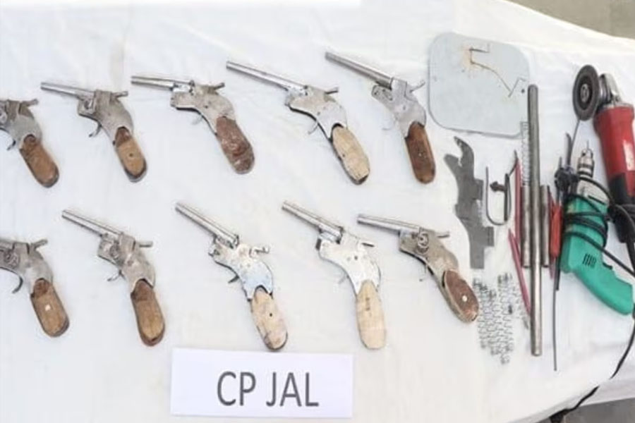 Arms factory found in class 10 student house, police arrest