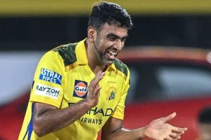 Ravichandran Ashwin in the same team with Pakistani cricketer! Will he handshake?