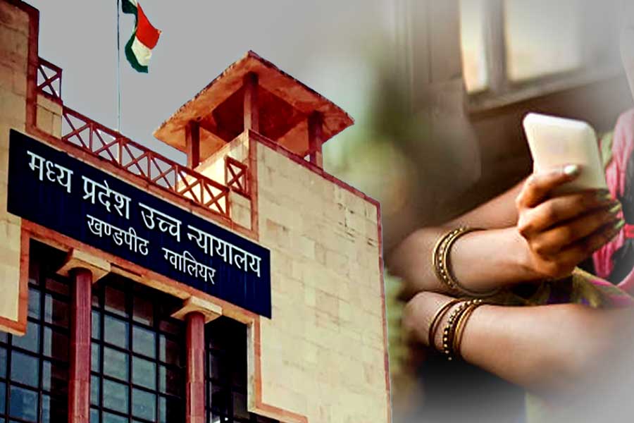 No man can tolerate wife's vulgar chats with male friends: MP High Court