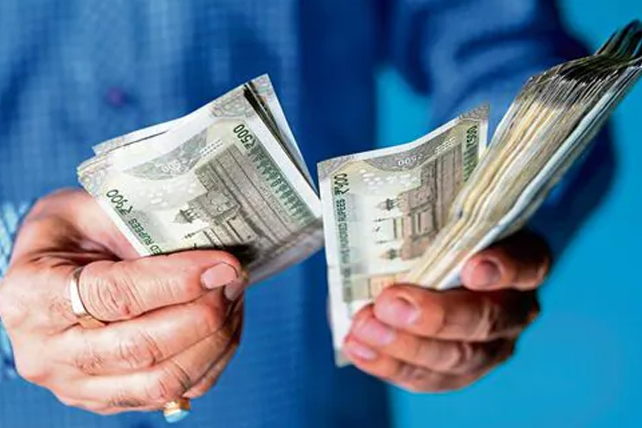 Cabinet approves 2% DA hike for central govt employees