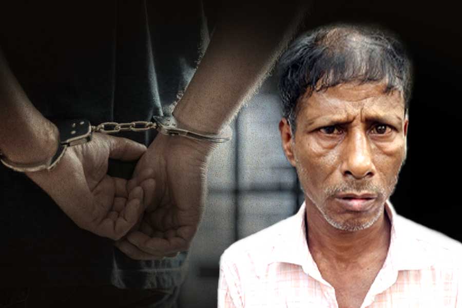 Toto driver arrested of physical assault in Thakurpukur