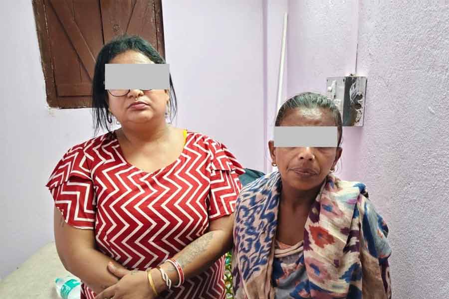 Kolkata Police arrest couple in child theft case