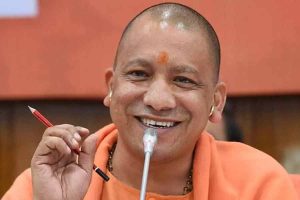 Uttar Pradesh government set to produce cloth and bioplastic from cow dung