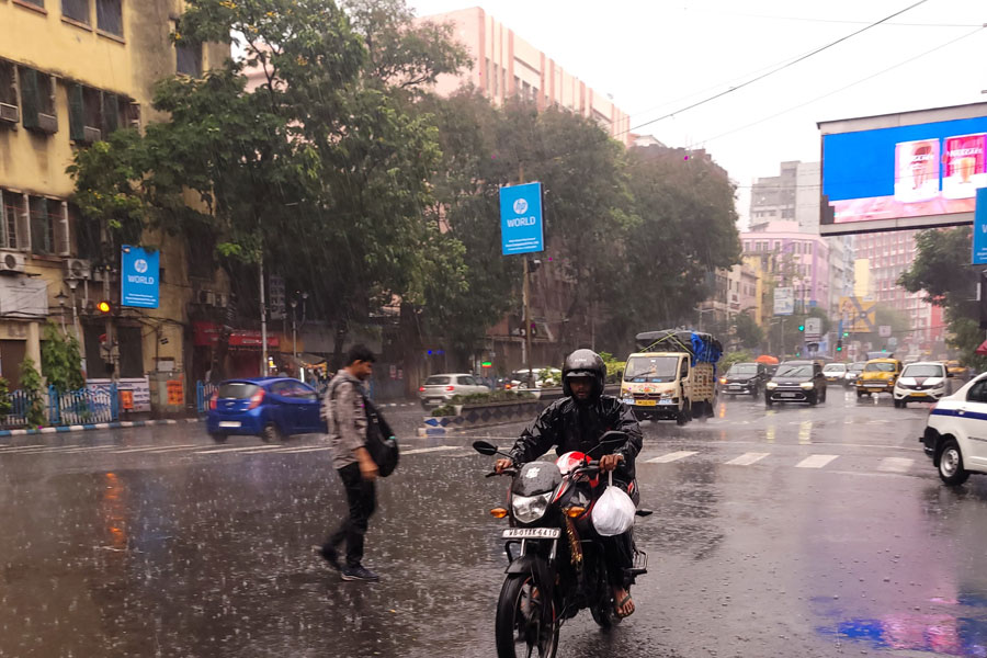 WB Weather Update: Met Department predicts rain on thursday
