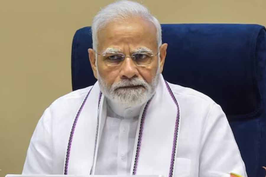 Indian Air Force Chief Air Marshal Amar Preet Singh meets Prime Minister Narendra Modi