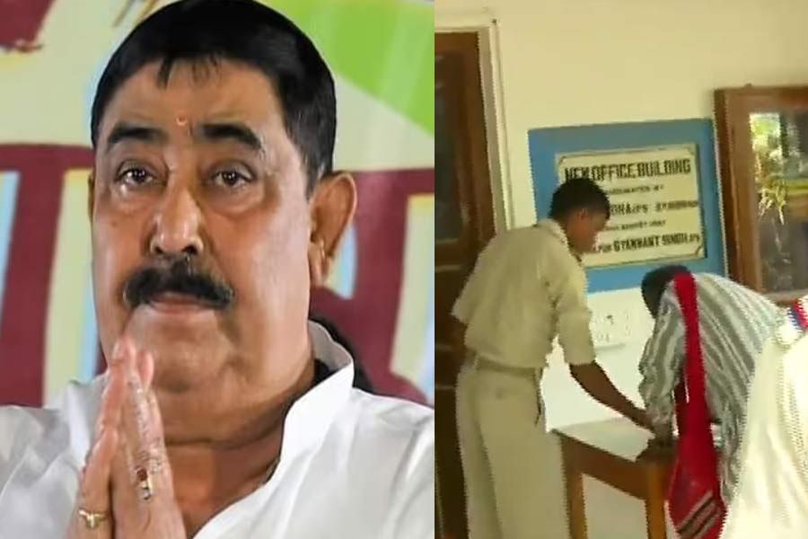 Anubrata Mondal's lawyer visits Bolpur SDPO office