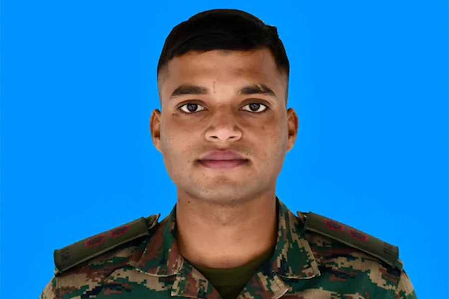 23 years old army officer dies during rescuing soldier