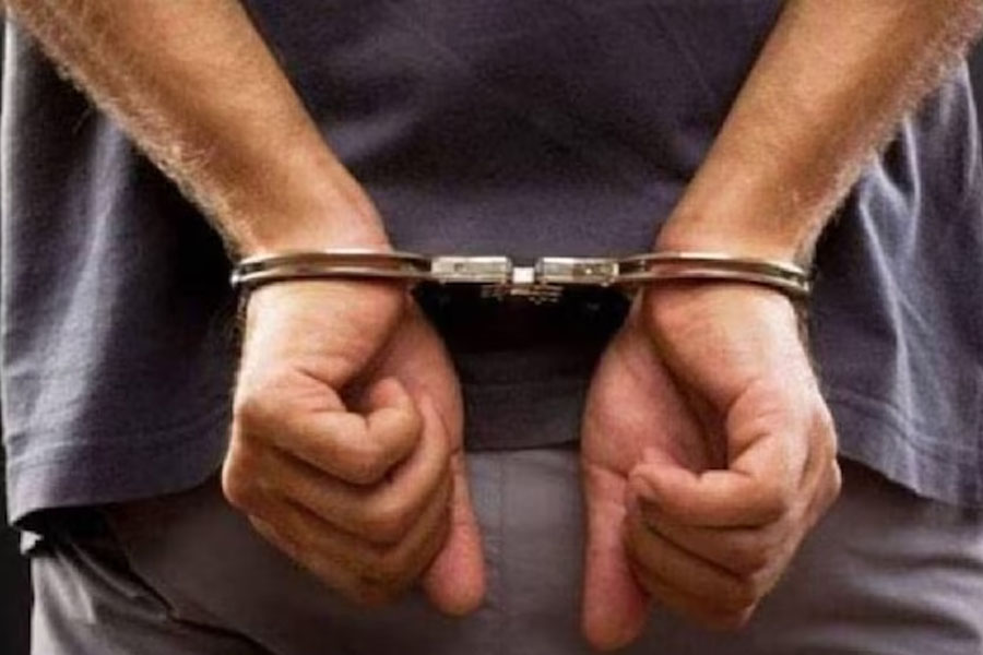 Driver arrested for allegedly kidnapping own daughter in Howrah