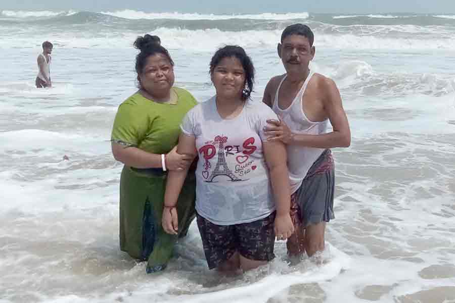 Man allegedly murdered wife and daughter then killed himself in Hooghly