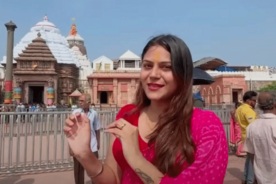 Police grill YouTuber Jyoti Malhotra over Puri Jagannath Temple and Mahakaleshwar temple visits
