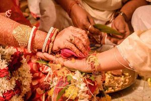 Allegation of marry a minor girl, 2 yoth arrested