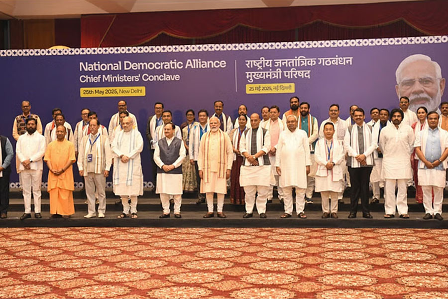 No loose talks, PM to NDA leaders at Delhi meet after recent controversies