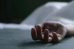 A youth of khardah electrocuted to death