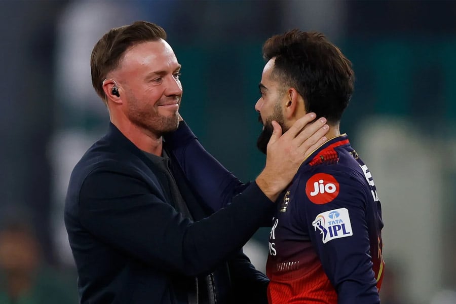 Virat Kohli and AB De Villiers called man from Chhattisgarh