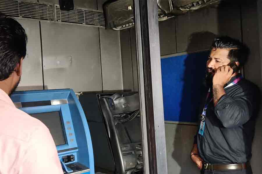 ATM looted in Siliguri, 10.5 lacs theft